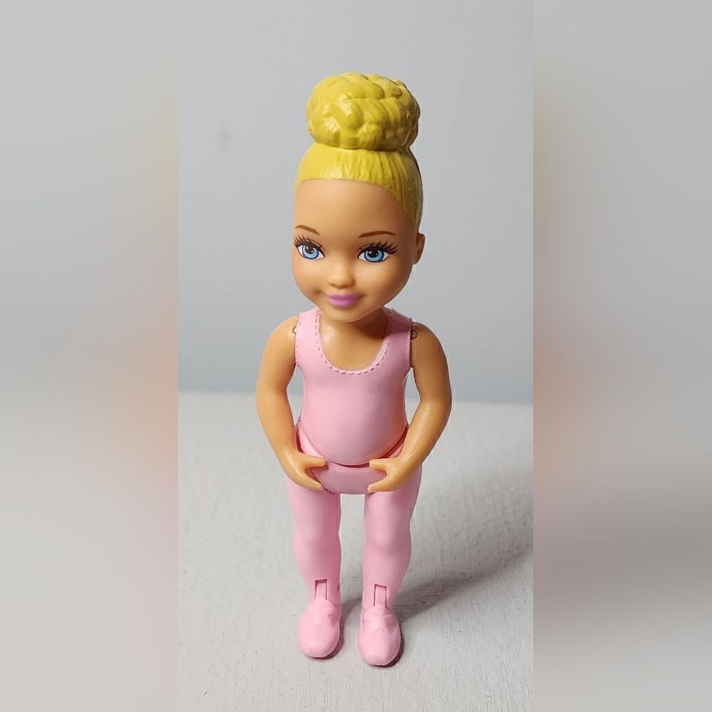 2016 Mattel Barbie's Sister Kelly I Can Be a Ballerina Articulated Barbie Doll